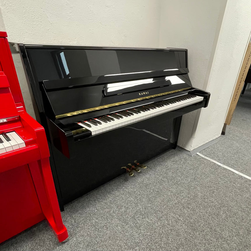 Kawai K-15E Klavier Baujahr 2006 schwarz poliert (gebraucht)