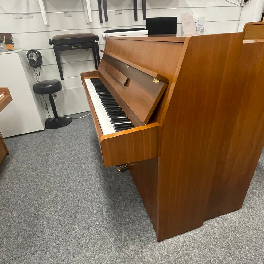 Yamaha Klavier M1JR Nussbaum Bj. 1986 - sehr guter Zustand Original made in Japan (gebraucht)