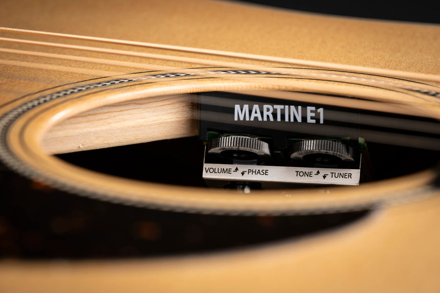 Martin  Westerngitarre D-X2E, Mahogany, Remastered mit Tonabnehmer und Gigbag