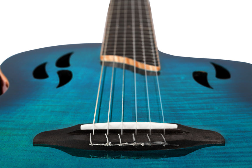 ORTEGA TourPlayer DeLuxe Guitare à cordes en nylon 6 cordes - Érable flammé bleu + Housse